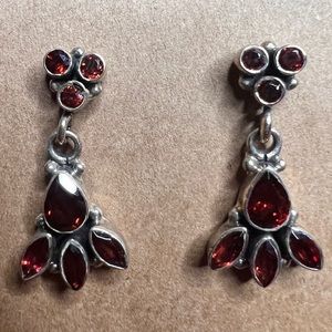 Artisan Garrnet and sterling silver .925 Dangle earrings